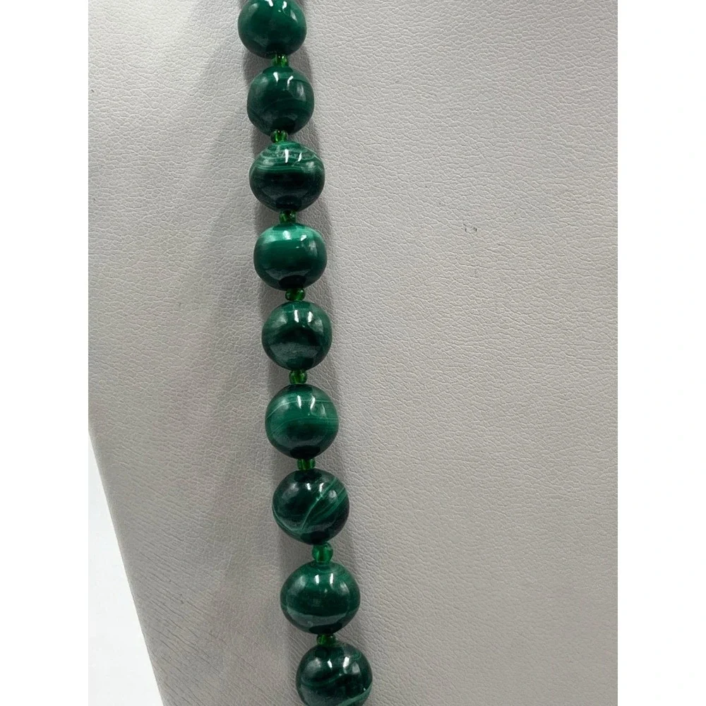 Malachite Vibrant Green with Banding Graduated Round Polished Beaded Necklace‎